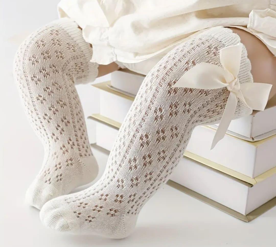 Lace Knee-Highs with Bow for Girls - Frosted Feet