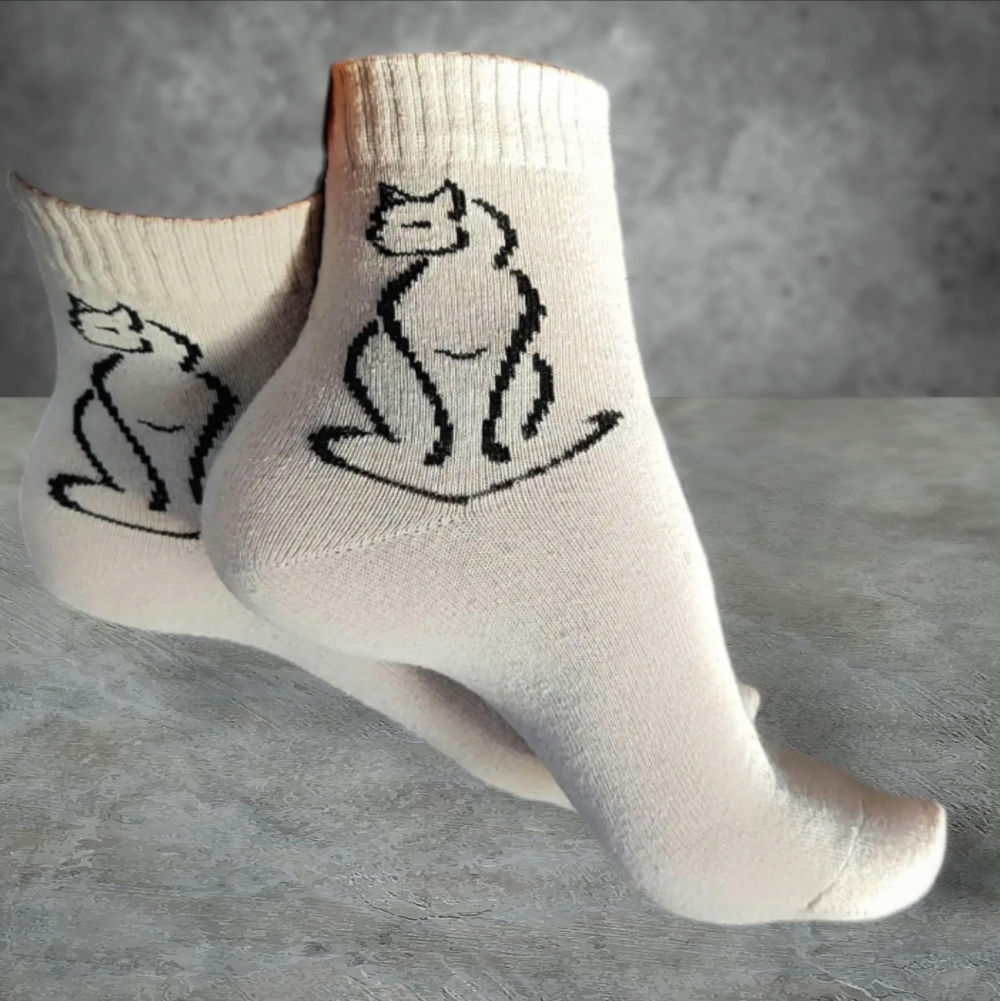 Women's High Cotton Socks - Frosted Feet