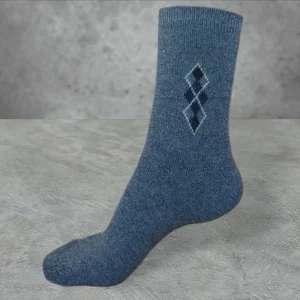Men’s dark gray camel wool socks, ultra-warm, soft, and perfect for cold weather comfort.